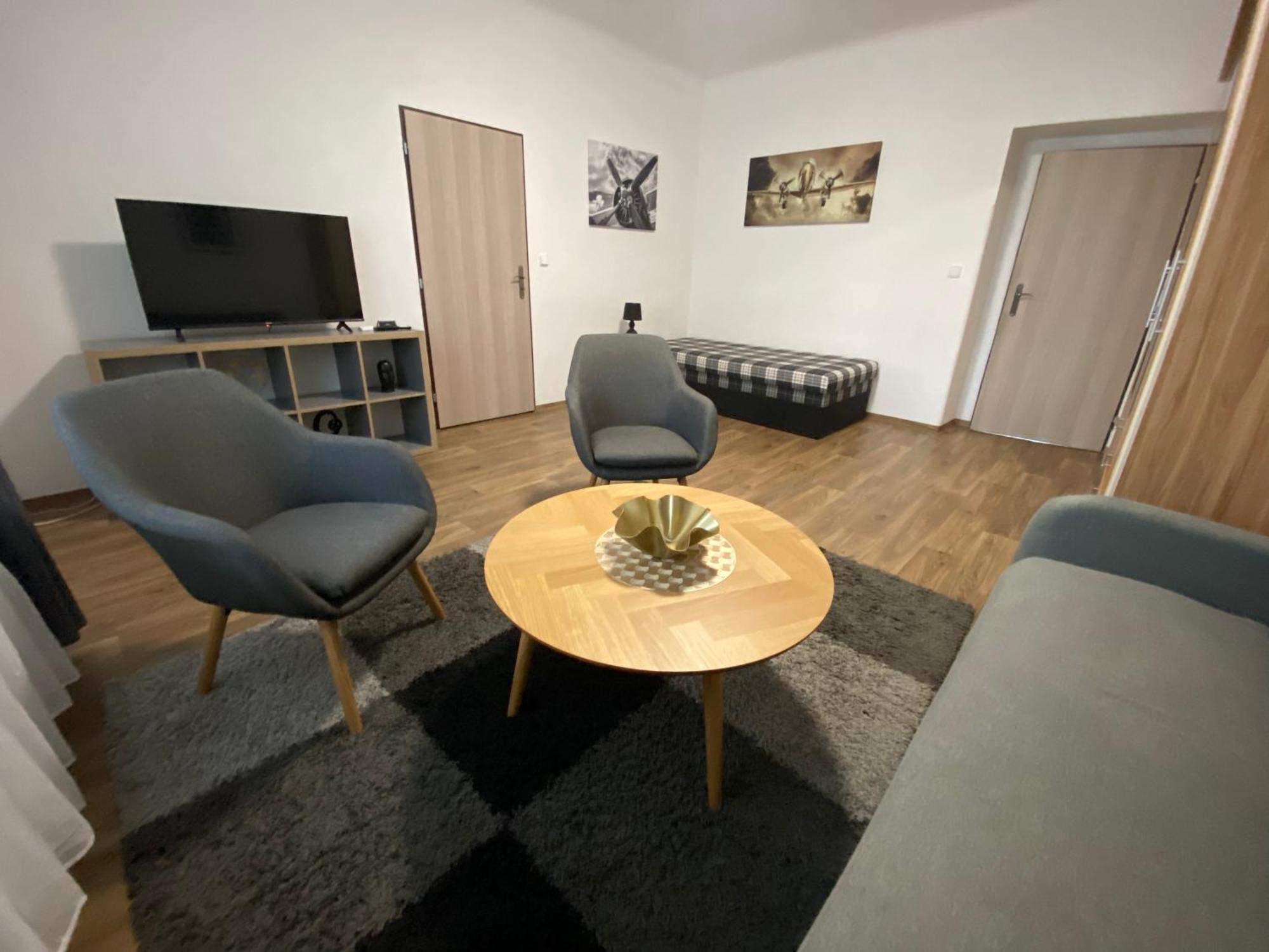 Cerna Ruze - Apartman 3 Pilzno Zewnętrze zdjęcie
